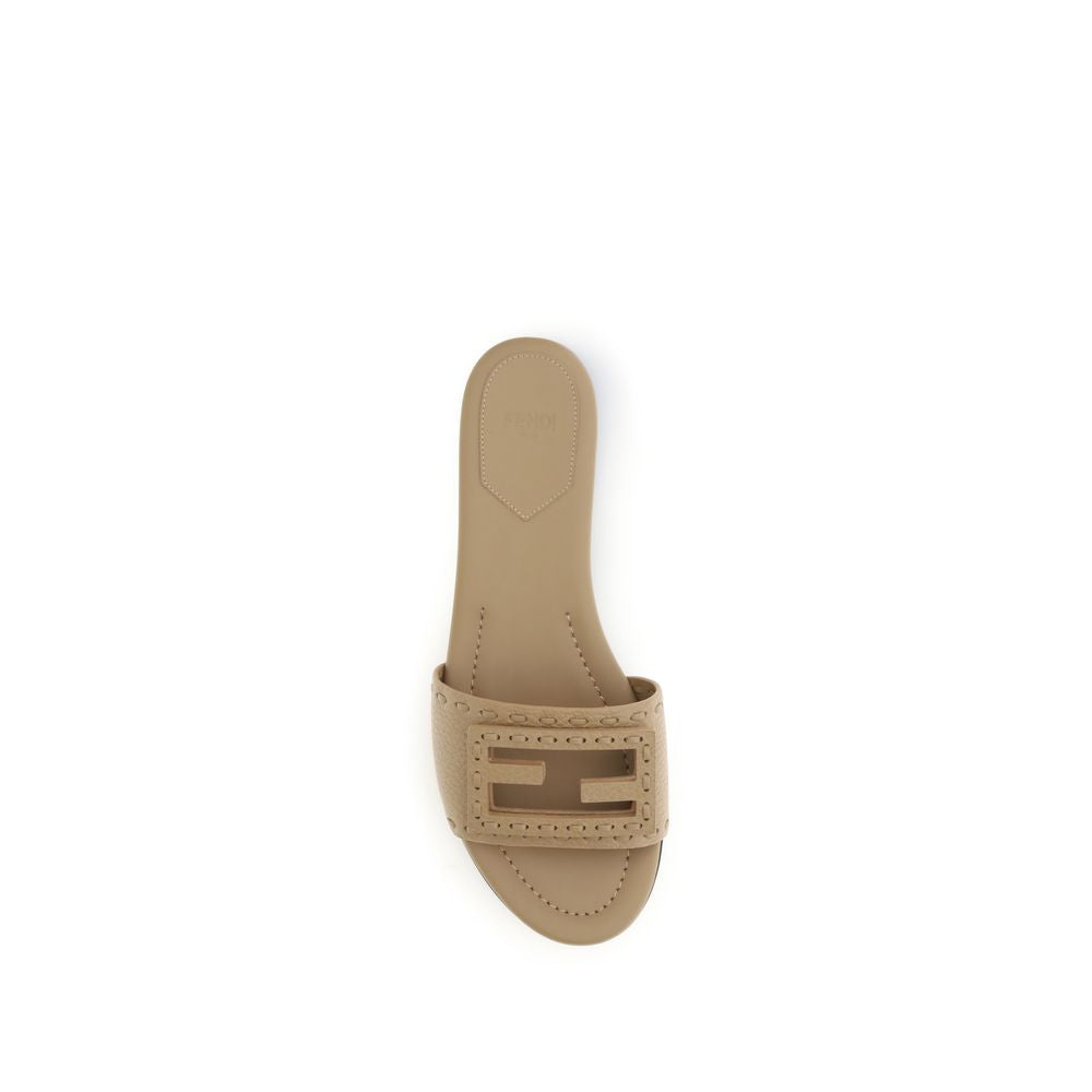 Fendi bos taurus kalfslederen sandalen ambachtelijk