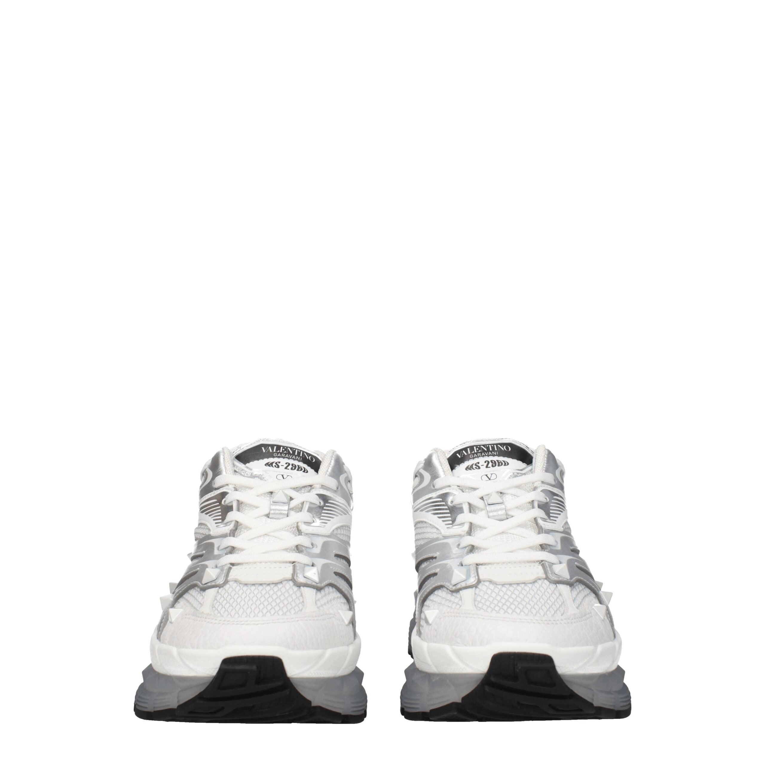 Valentino Garavani Witte Fabric Athletic Sneakers met Studs Valentino Garavani