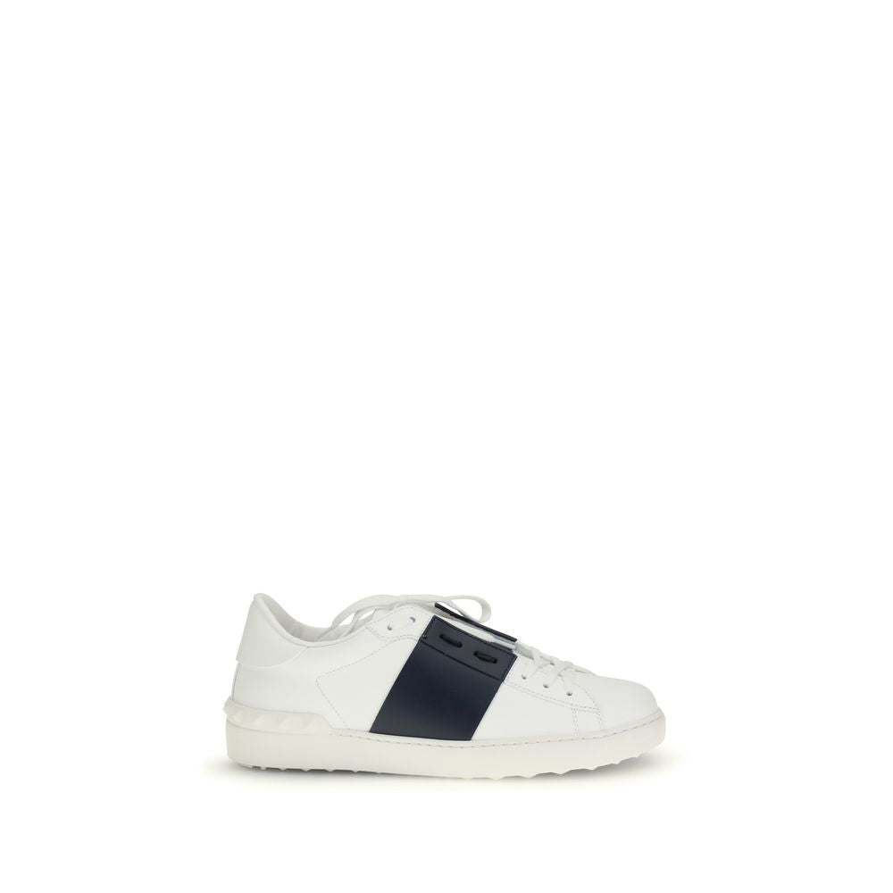 Valentino Garavani Black Calf Leather Bos Taurus Low Top Sneakers Valentino Garavani