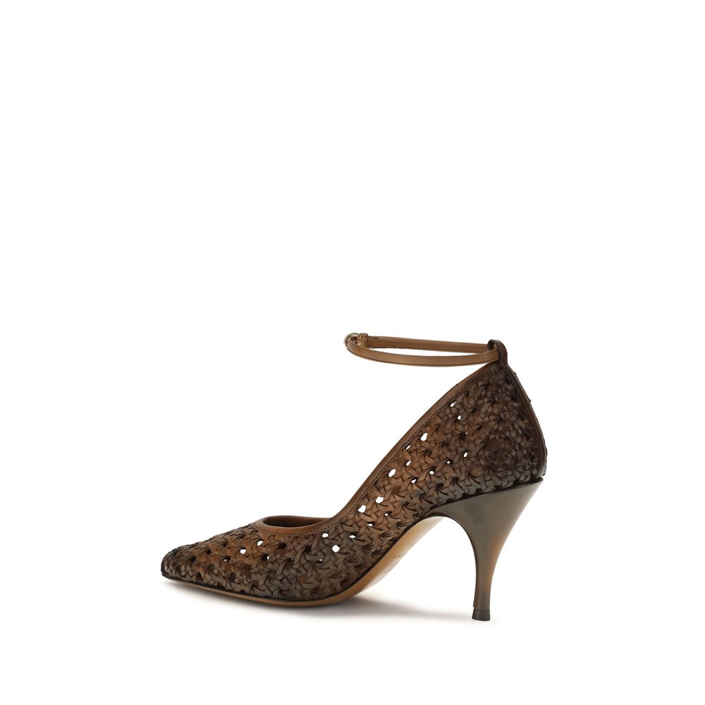 Miu Miu taurus beige pumps
