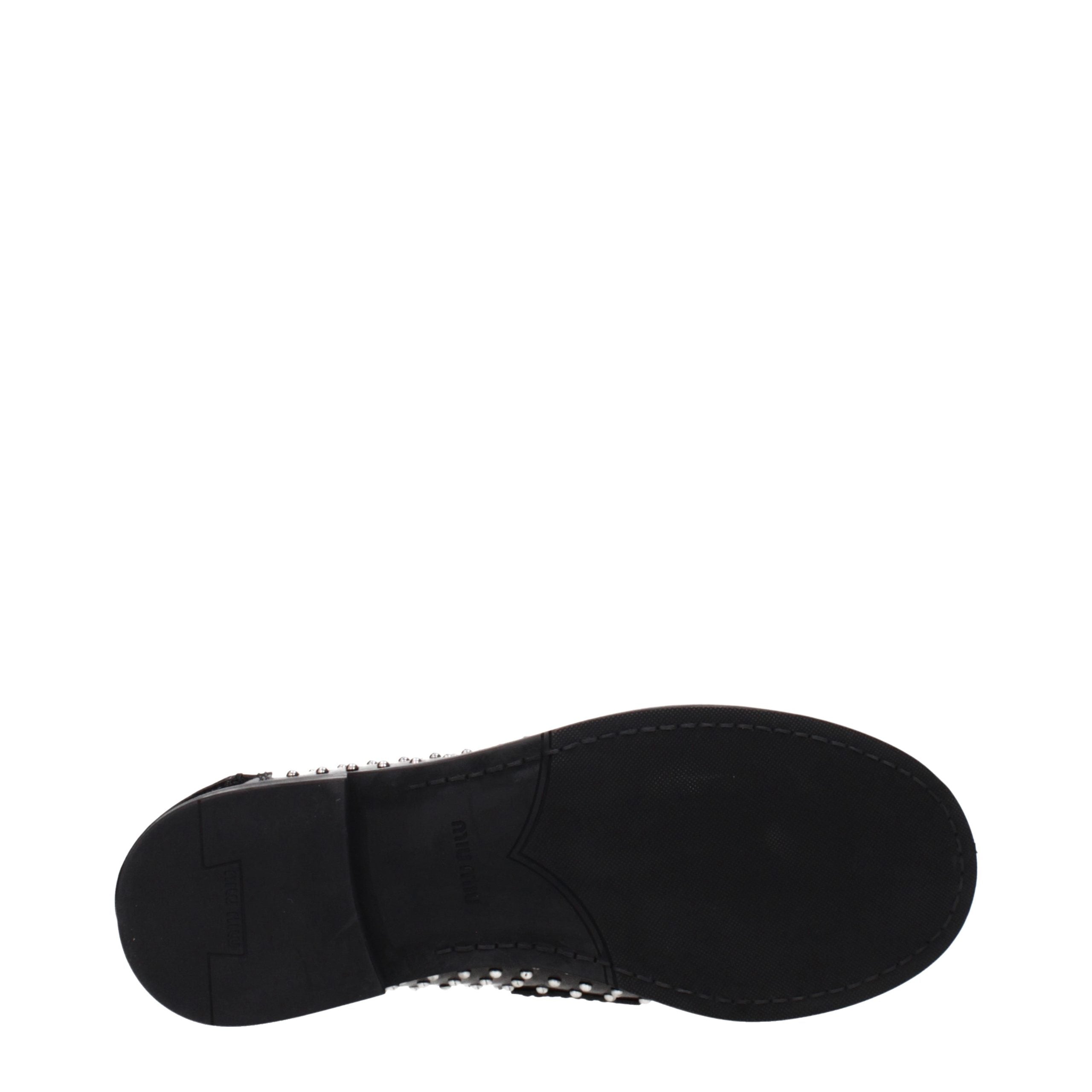 Miu Miu Logo Studs Slip-On Instappers