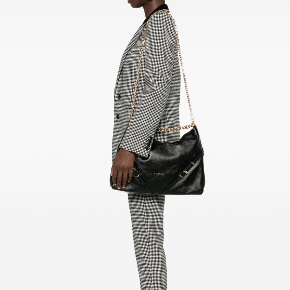Antigona Shoulder Bag