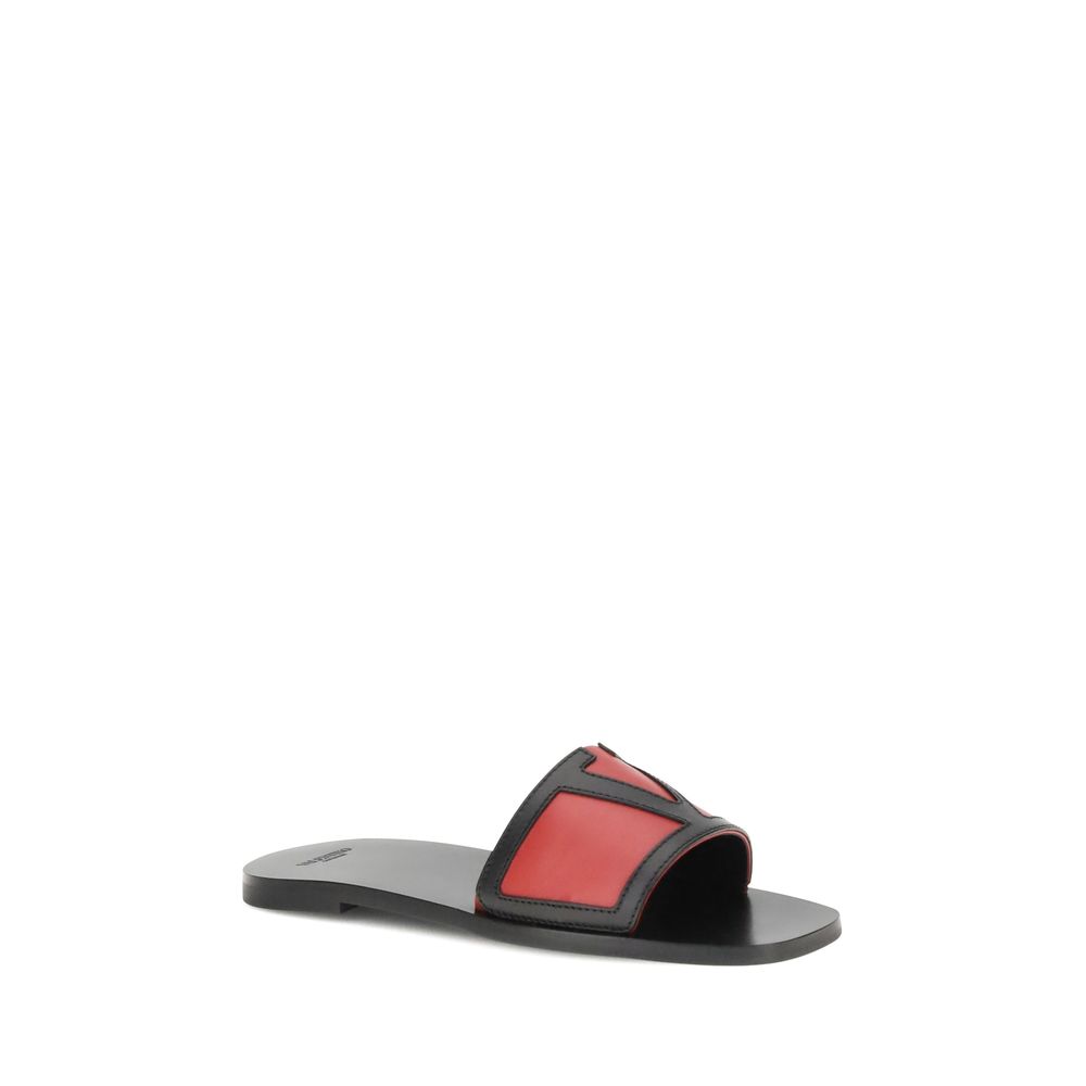 Valentino Garavani Red Calf Leather Bos Taurus Flat Sandals Valentino Garavani