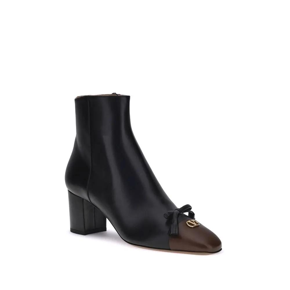 Valentino Garavani Black Goatskin Ankle Boots Valentino Garavani