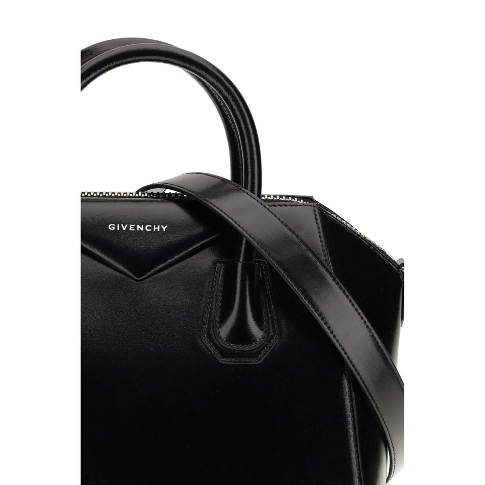 Givenchy antigona boxhandtas kalfsleer elegant goud